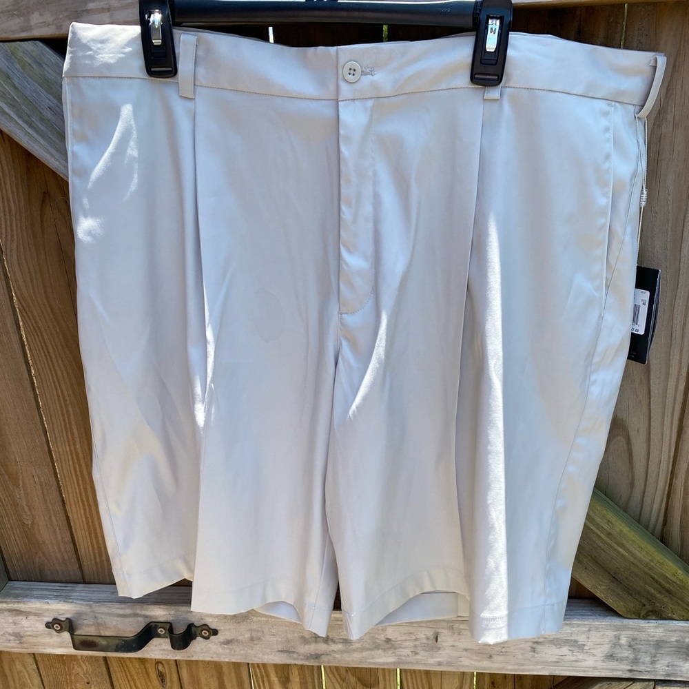 Nike golf shorts